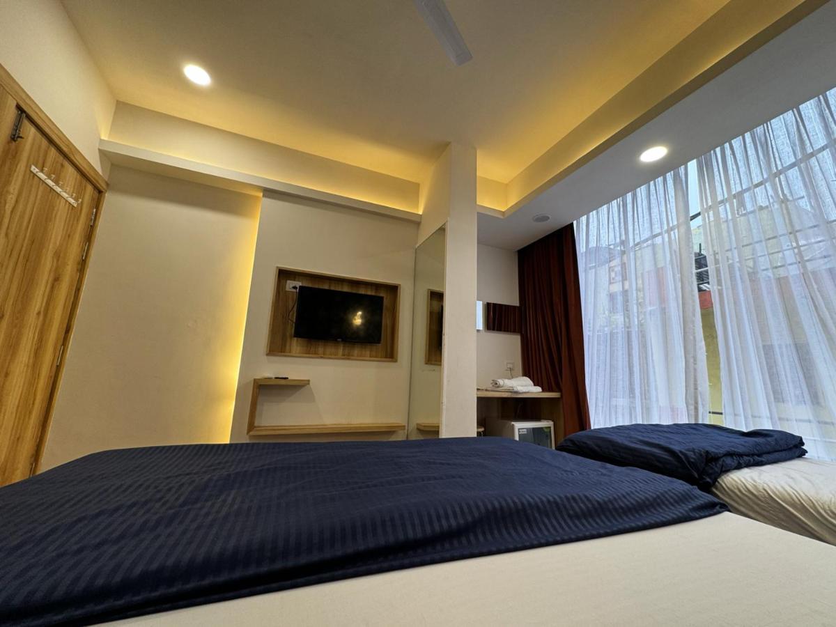 Hotel Shree Mahakal Krapa Ujjain Habitación foto