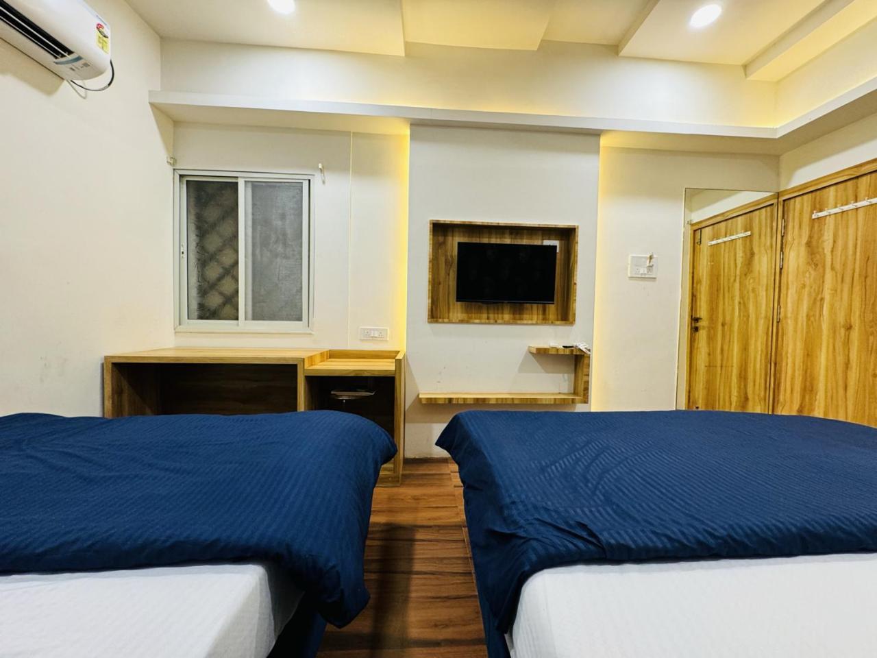 Hotel Shree Mahakal Krapa Ujjain Habitación foto